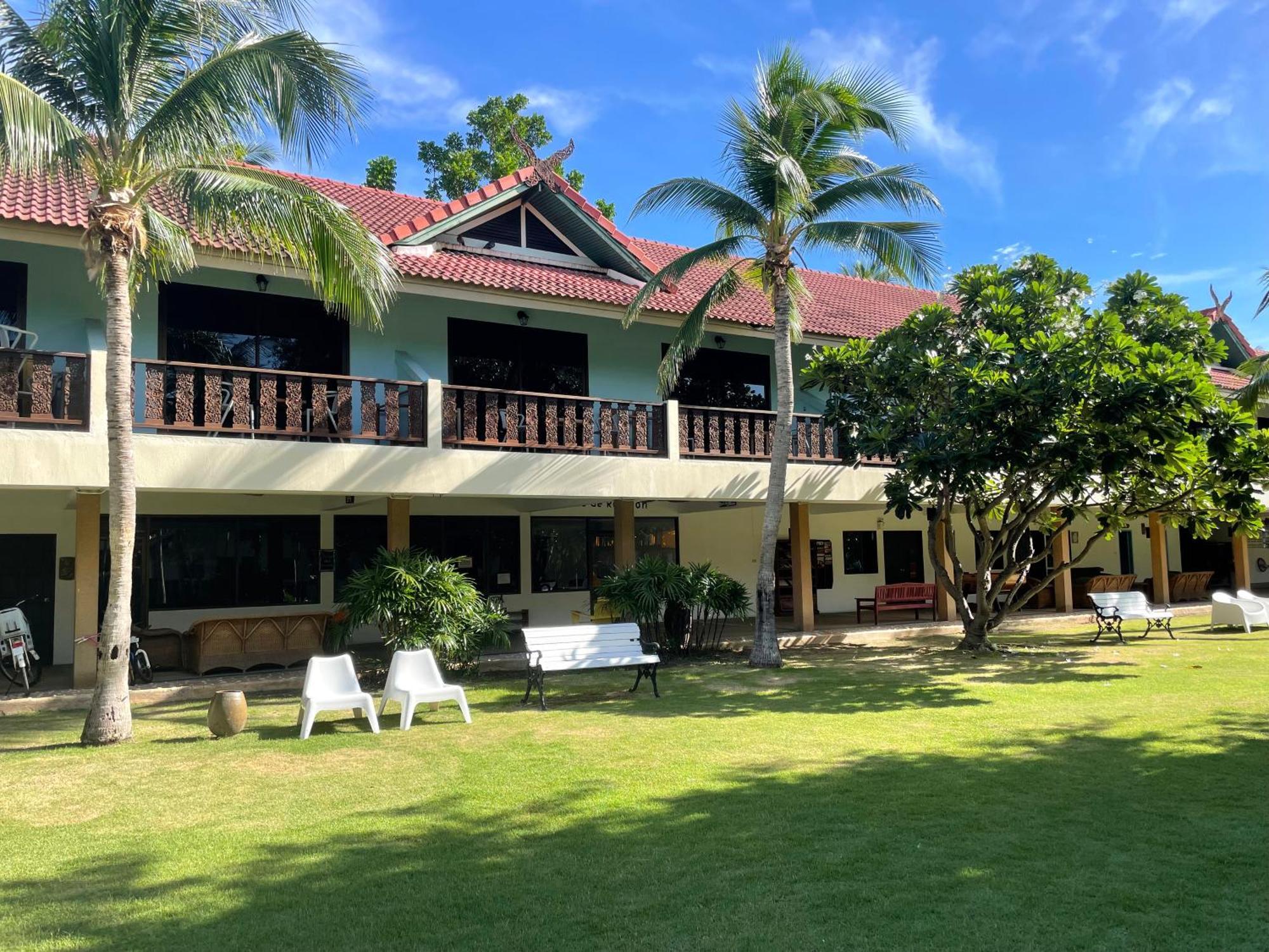 Dolphin Bay Beach Resort Sam Roi Yot Exterior foto
