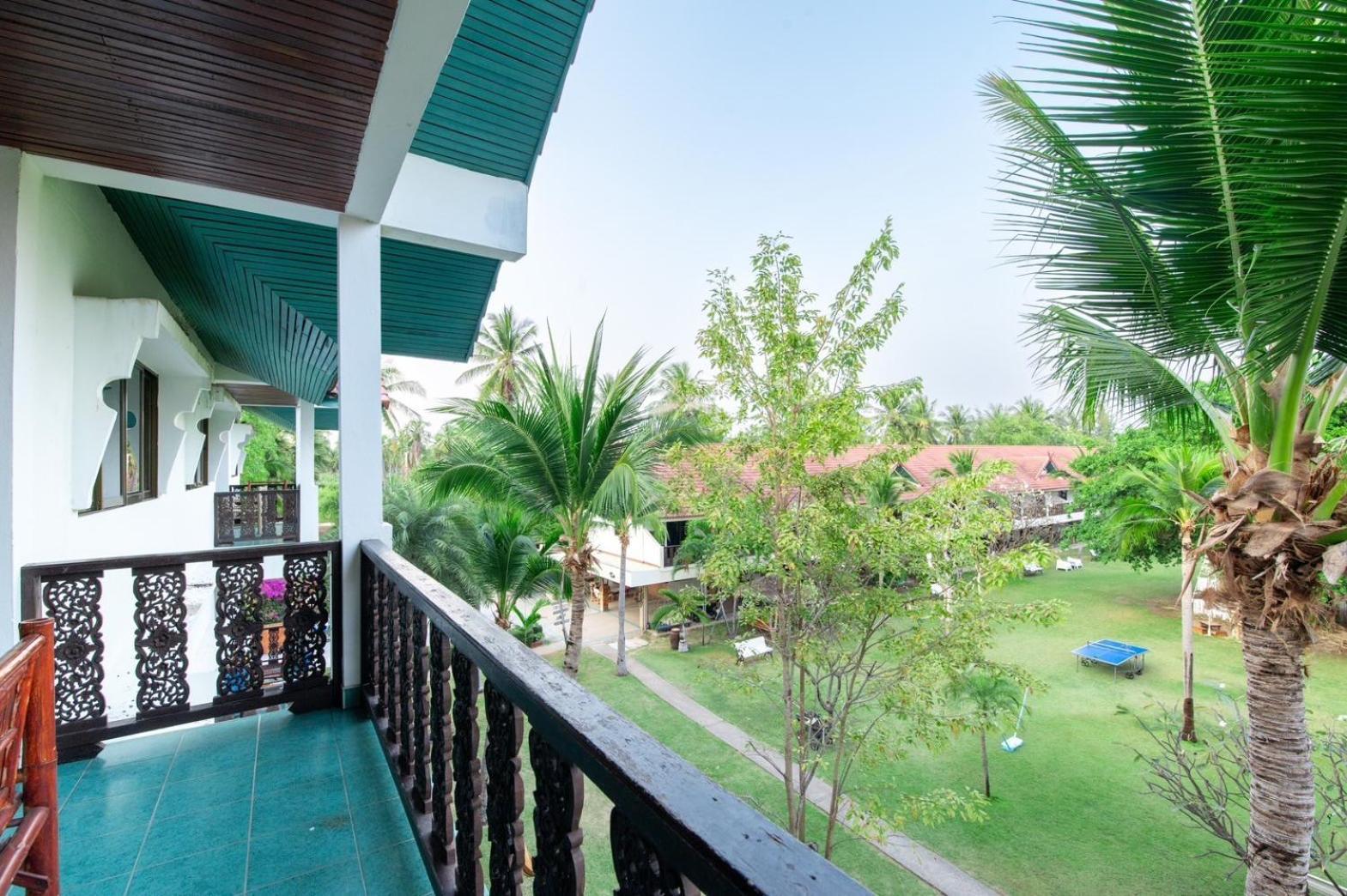 Dolphin Bay Beach Resort Sam Roi Yot Exterior foto