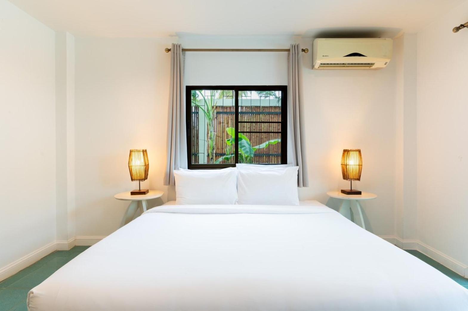 Dolphin Bay Beach Resort Sam Roi Yot Exterior foto